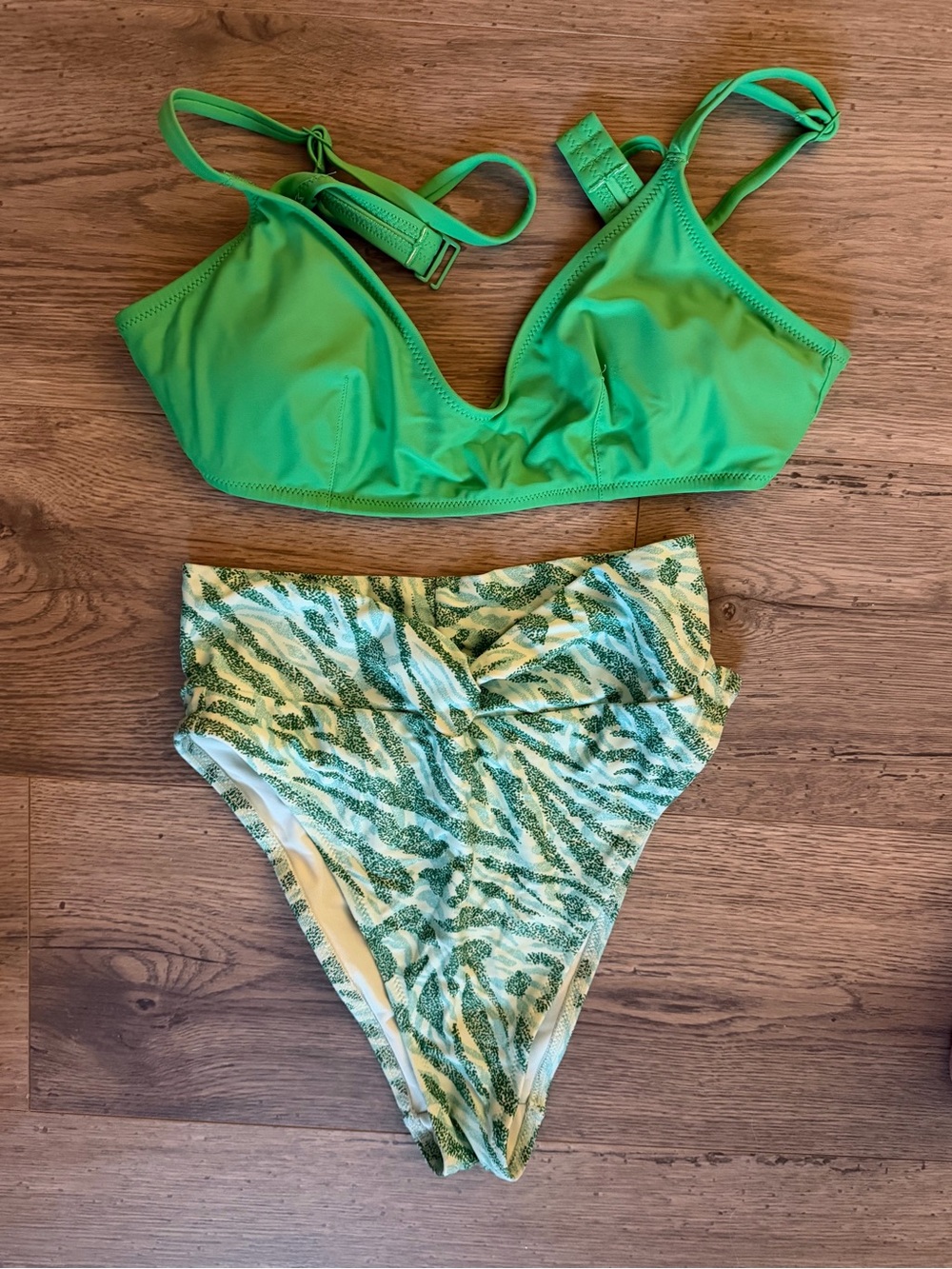 Green Bikini Set with Printed High-Waist Bottoms